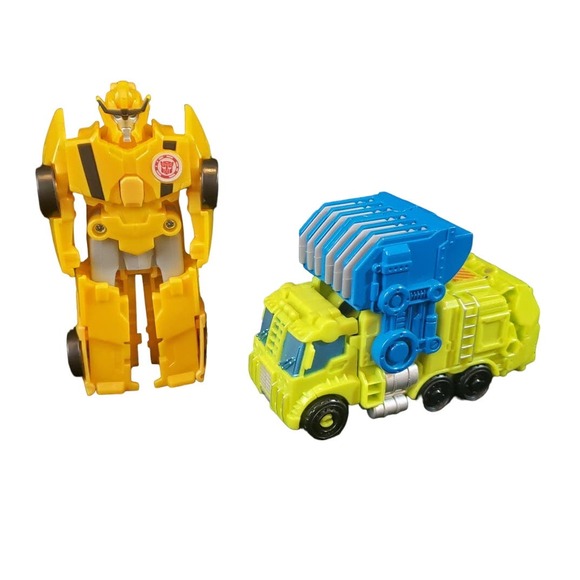 Transformers Cyberverse Spark Armor Elite Buzzworthy Bumblebee & Trash Crash - Picture 1 of 5